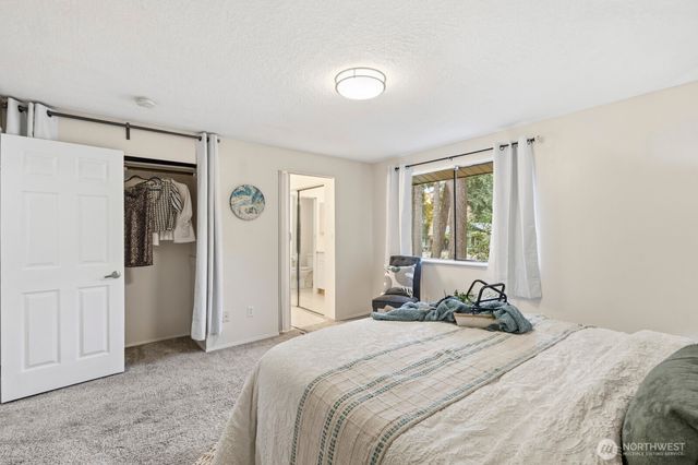 2191 Lakemoor Drive SW, Olympia, WA 98512