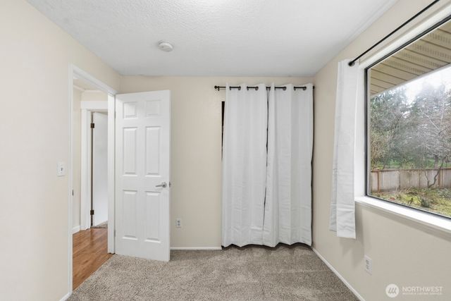 2191 Lakemoor Drive SW, Olympia, WA 98512