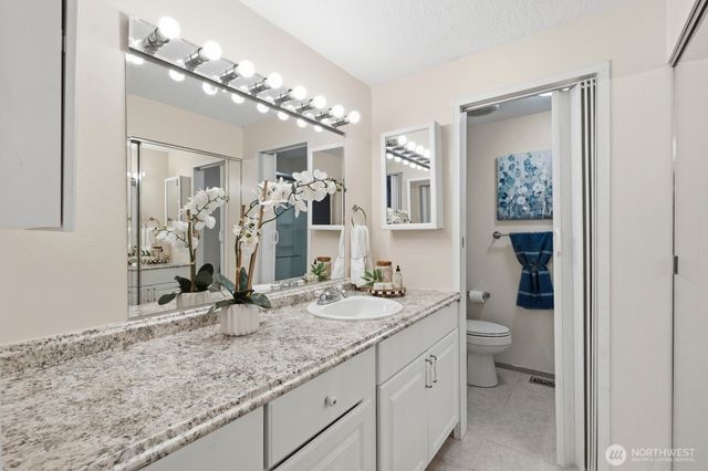 2191 Lakemoor Drive SW, Olympia, WA 98512