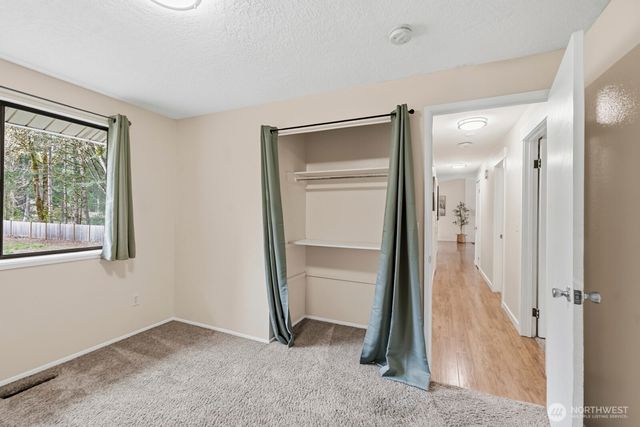 2191 Lakemoor Drive SW, Olympia, WA 98512