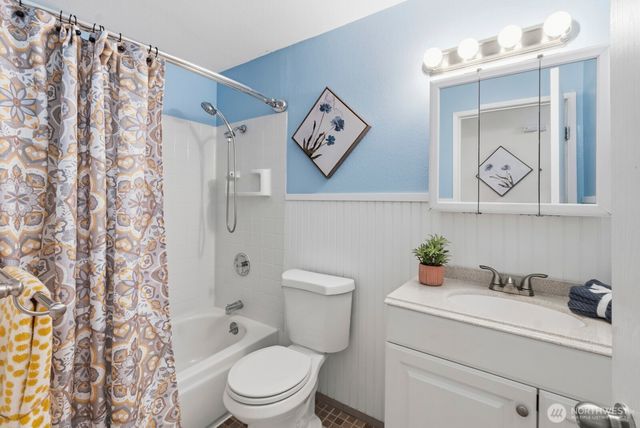 2191 Lakemoor Drive SW, Olympia, WA 98512