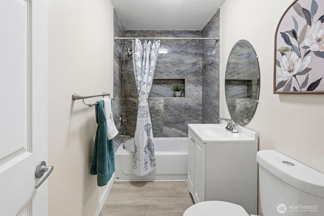 2191 Lakemoor Drive SW, Olympia, WA 98512