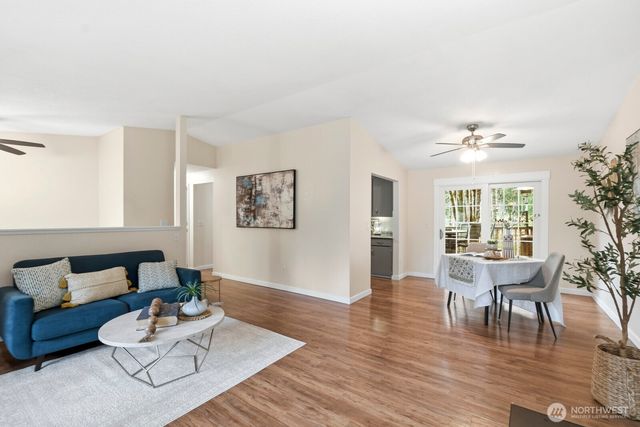 2191 Lakemoor Drive SW, Olympia, WA 98512