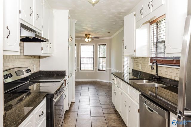 159 Chanel Drive, Huntsville, AL 35811