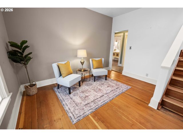 663 HARRISON Ave, Astoria, OR 97103