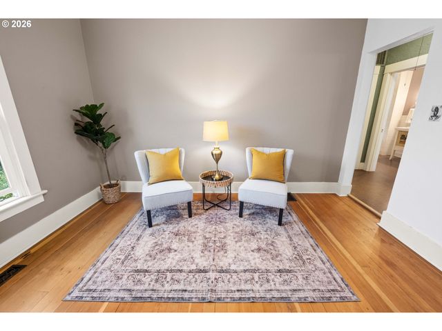 663 HARRISON Ave, Astoria, OR 97103