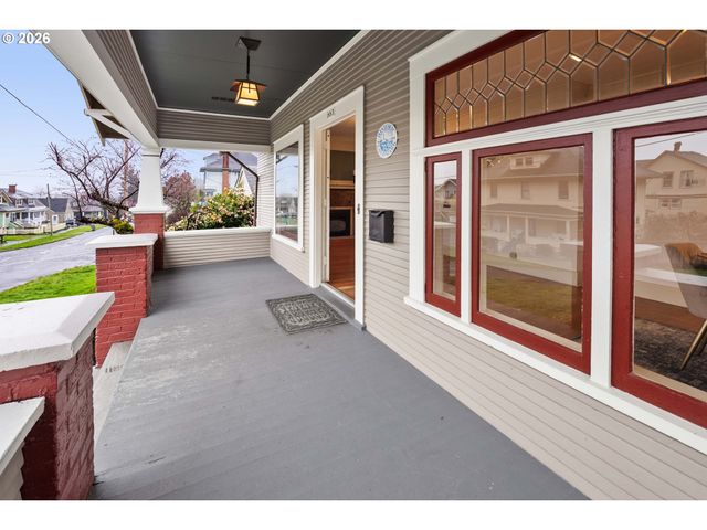 663 HARRISON Ave, Astoria, OR 97103