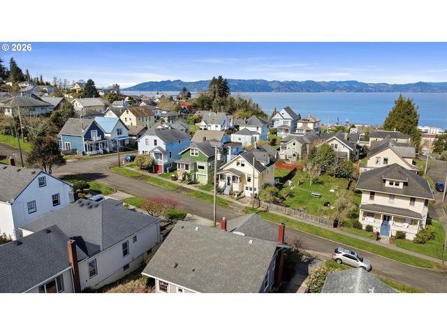 663 HARRISON Ave, Astoria, OR 97103