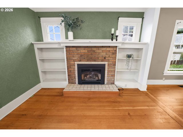 663 HARRISON Ave, Astoria, OR 97103