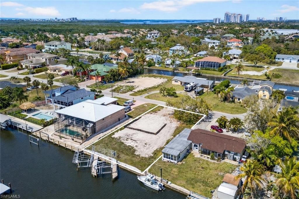 4815 Esplanade ST, BONITA SPRINGS, FL 34134 — exterior