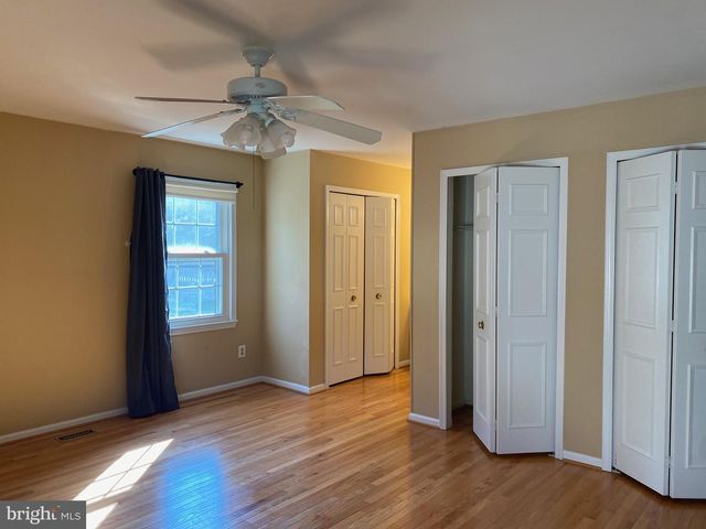 8305 FORESTREE CT, Vienna, VA 22182