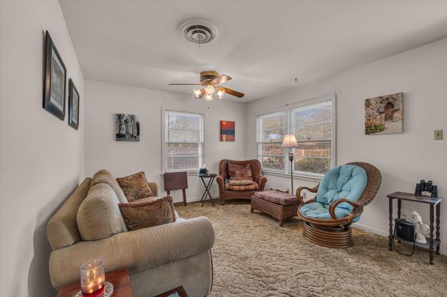 401 Avenue I, Lacy Lakeview, TX 76705