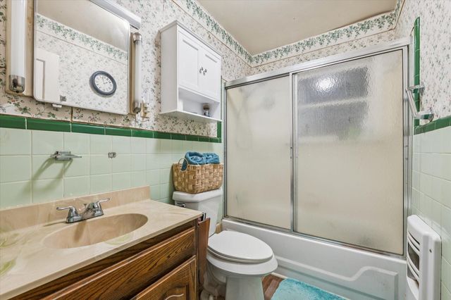 401 Avenue I, Lacy Lakeview, TX 76705