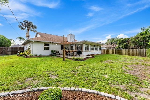 1362 Ginza Road NW, Palm Bay, FL 32907