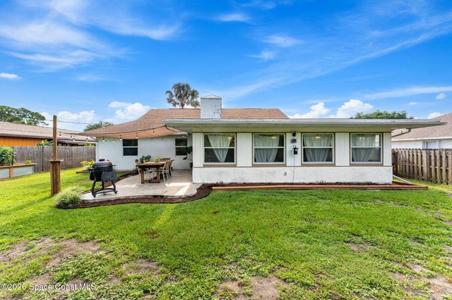 1362 Ginza Road NW, Palm Bay, FL 32907