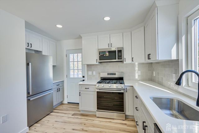 653 Huff Avenue, Manville, NJ 08835