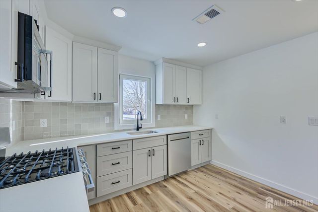 653 Huff Avenue, Manville, NJ 08835