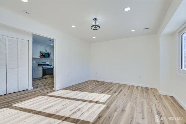 653 Huff Avenue, Manville, NJ 08835