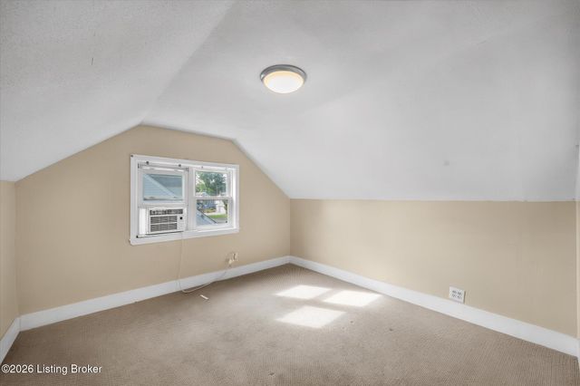 2603 Parklawn Dr, Louisville, KY 40217