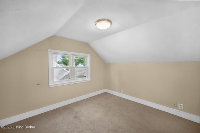 2603 Parklawn Dr, Louisville, KY 40217