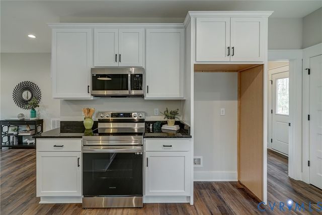 1343 Stokes Station Rd, Goochland, VA 23063