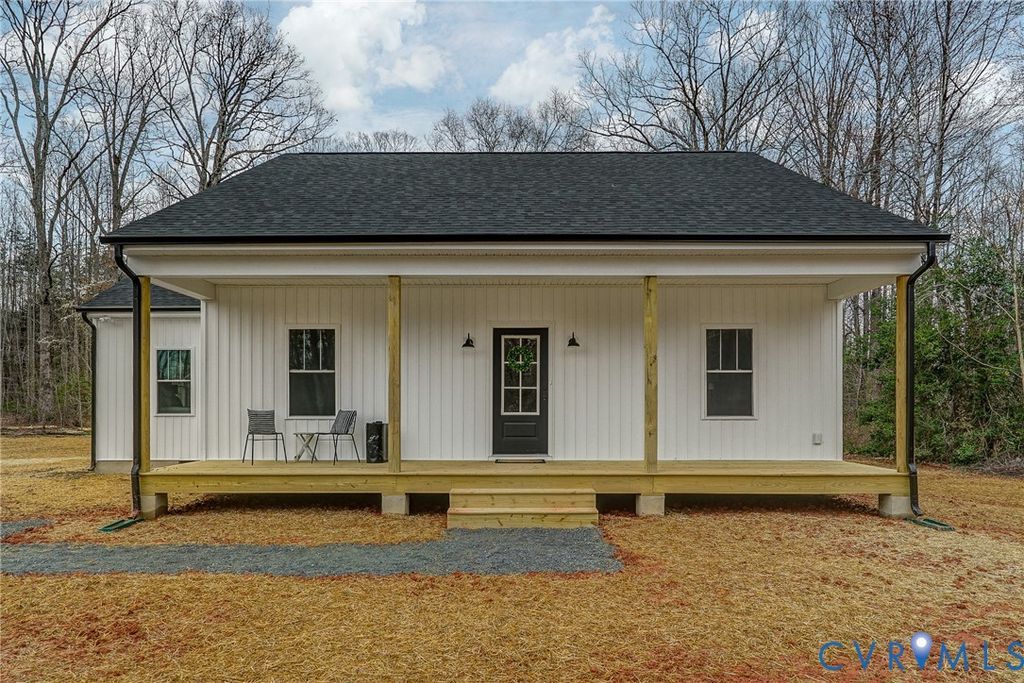 1343 Stokes Station Rd, Goochland, VA 23063
