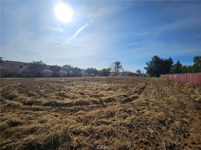 24208 Dracaea Avenue, Moreno Valley, CA 92553