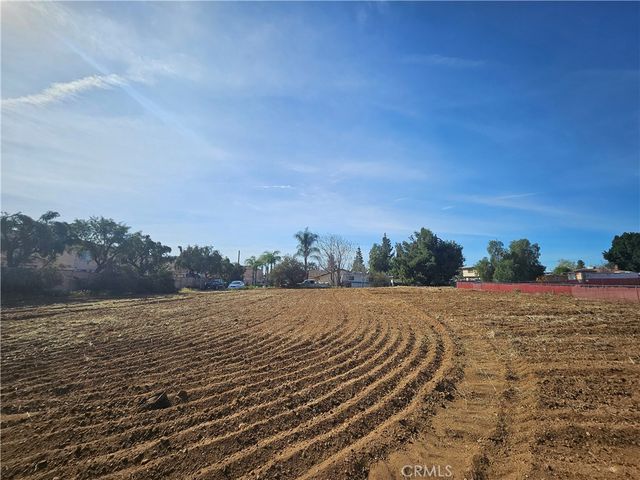 24208 Dracaea Avenue, Moreno Valley, CA 92553