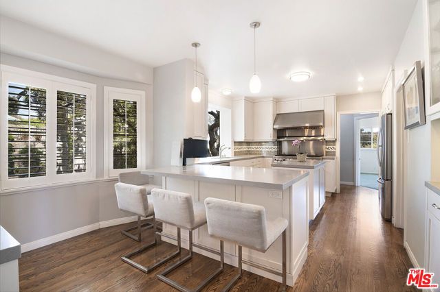 3050 Motor Avenue, Los Angeles, CA 90064