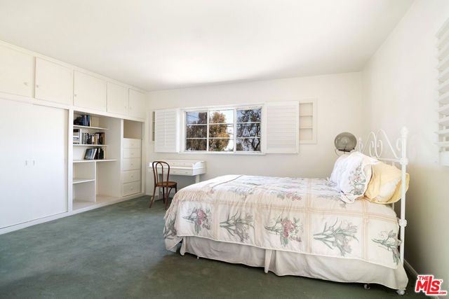 3050 Motor Avenue, Los Angeles, CA 90064