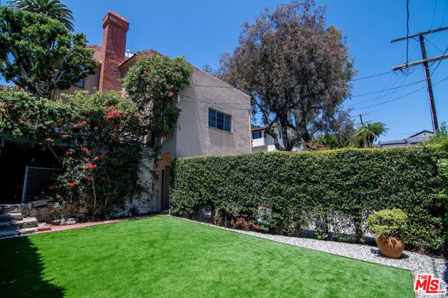3050 Motor Avenue, Los Angeles, CA 90064
