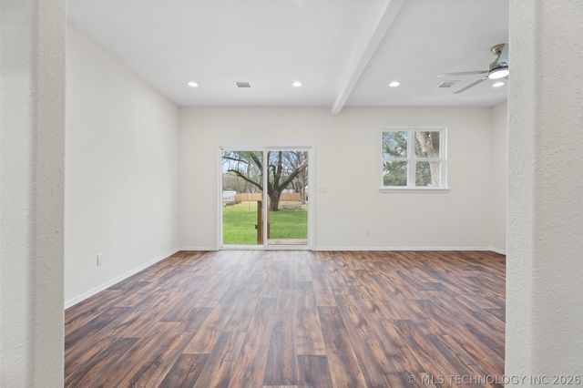 517 W Clyde Avenue, Vinita, OK 74301