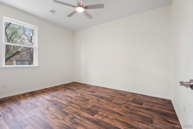 517 W Clyde Avenue, Vinita, OK 74301