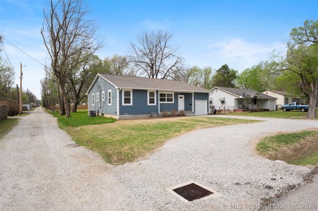 517 W Clyde Avenue, Vinita, OK 74301