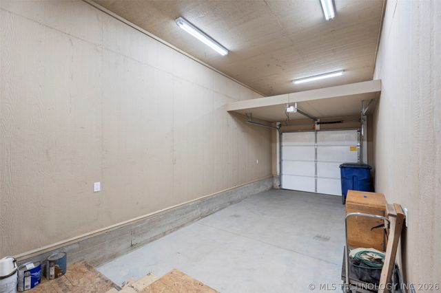 517 W Clyde Avenue, Vinita, OK 74301