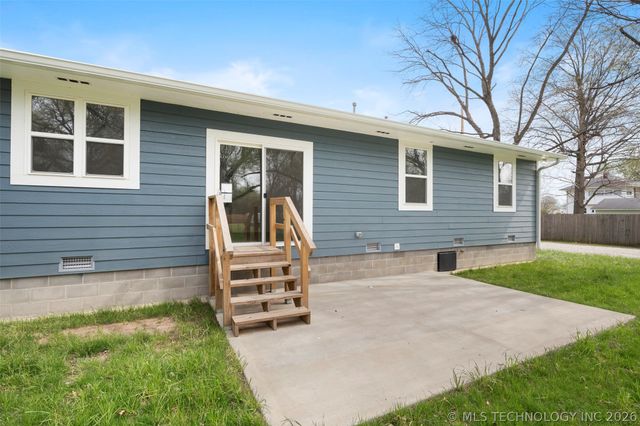 517 W Clyde Avenue, Vinita, OK 74301