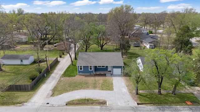 517 W Clyde Avenue, Vinita, OK 74301
