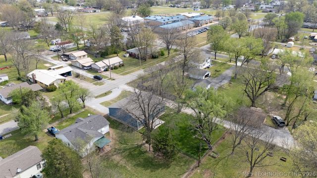 517 W Clyde Avenue, Vinita, OK 74301