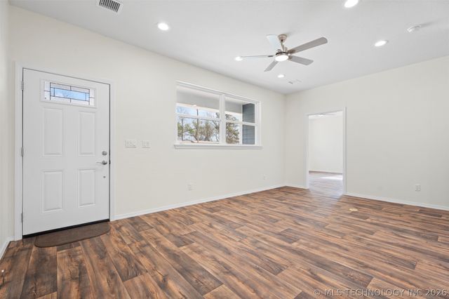 517 W Clyde Avenue, Vinita, OK 74301