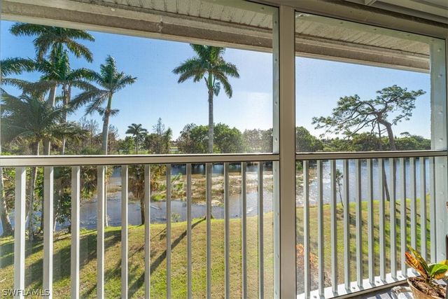 5515 Rattlesnake Hamm RD 301, Naples, FL 34113