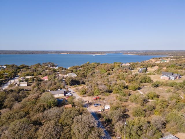 000 Valley Street, Bridgeport, TX 76426