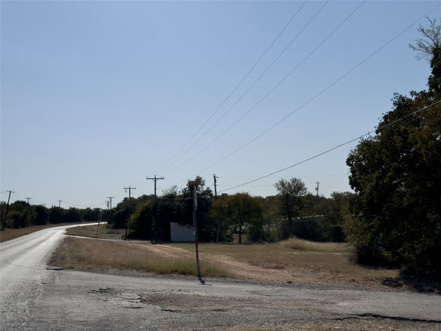 000 Valley Street, Bridgeport, TX 76426