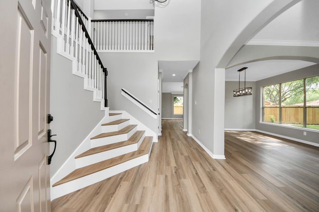 12807 Lindsey Lane, Stafford, TX 77477