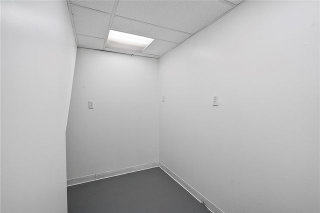 8961 Barnes Lake Rd, North Huntingdon, PA 15642
