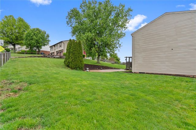 8961 Barnes Lake Rd, North Huntingdon, PA 15642