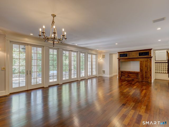 25 Hermit Lane, Westport, CT 06880