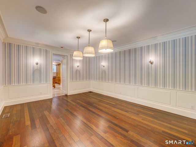 25 Hermit Lane, Westport, CT 06880