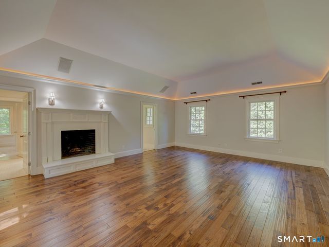 25 Hermit Lane, Westport, CT 06880