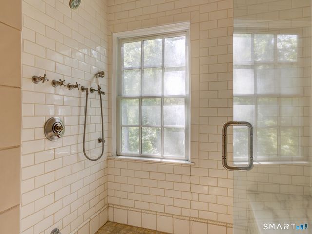 25 Hermit Lane, Westport, CT 06880