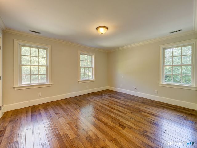 25 Hermit Lane, Westport, CT 06880
